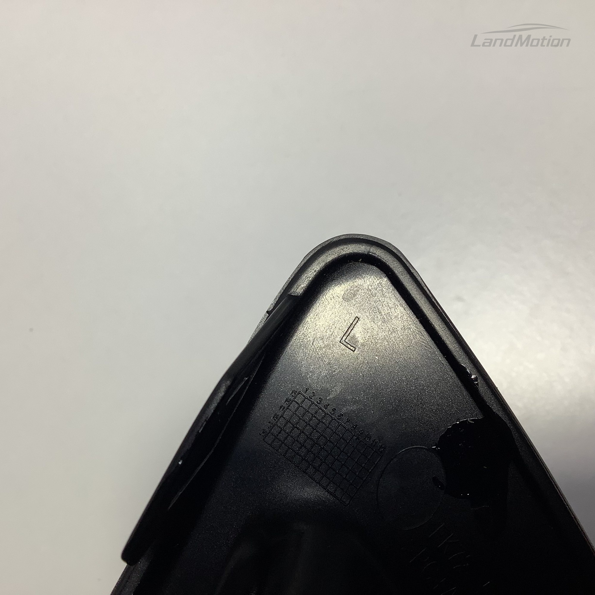 Рамка фары противотуманной, рамка поворотника Land Rover Discovery Sport L550, LR061234, fk725a299b, FK7215A299BB
